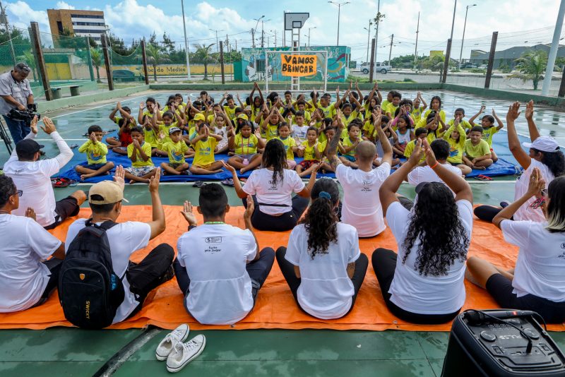 Esporte na Rua - Instituto Povo do Mar promove uma série de atividades em comemoração ao Dia Mundial do Brincar