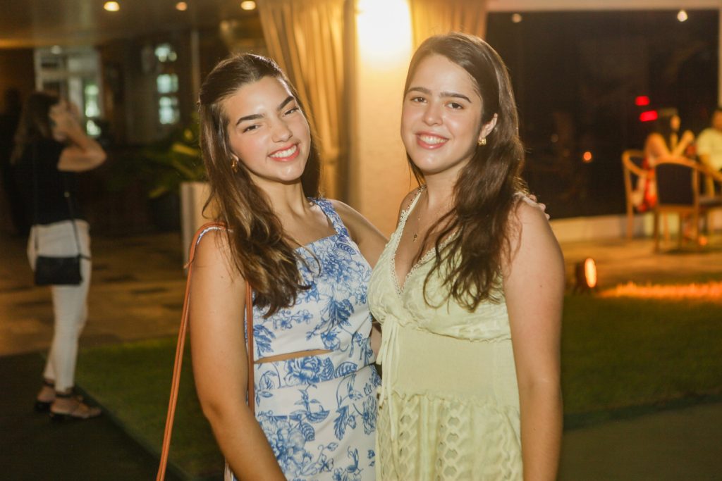 Isabele Holanda E Lais Cabral (2)