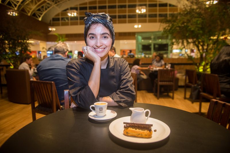 Bebida mais amada do Brasil - Cafeteria Club Café promove comemoração em alusão ao Dia do Café no RioMar Fortaleza