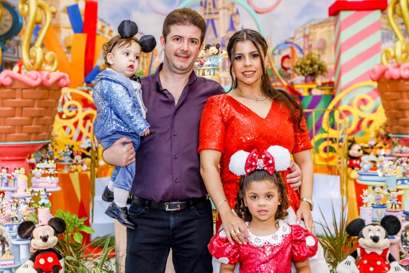 where dreams come true - Sessão parabéns em dose dupla marca as novas idades dos herdeiros de Gabriele e Eduardo Brandão