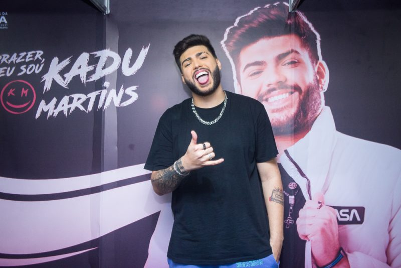 Prazer, Eu sou Kadu Martins - Kadu Martins faz o Colosso ferver com a gravação do seu primeiro DVD
