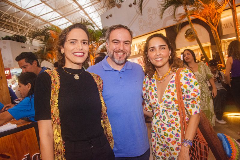 Ceará em cores e linhas - Loja do Bem e Unifor reúnem convidados na abertura da exposição Render-CE no Iguatemi Bosque
