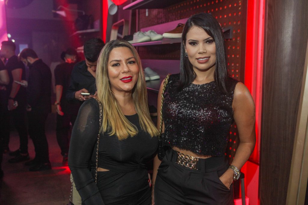 Keila Torres E Silvana Martins