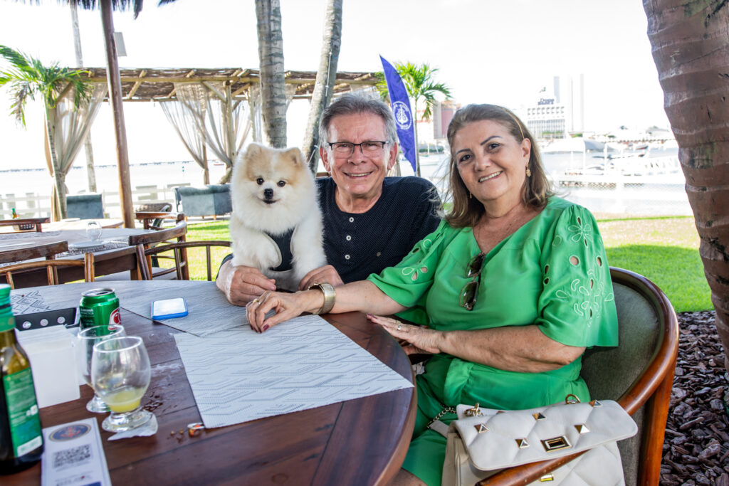 Kick, Paulo E Lucia Sampaio