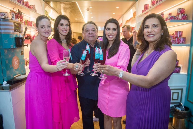 DOCE EXPERIÊNCIA - Flávia Laprovitera inaugura nova loja da Briejer no Iguatemi Bosque