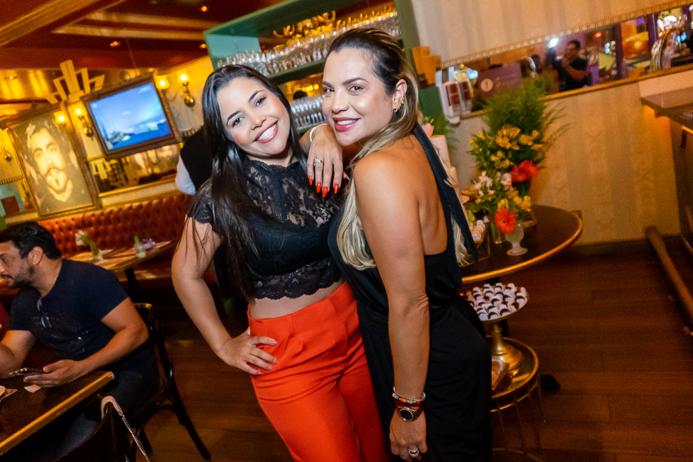 Liana Pereira E Risangela Lima (2)