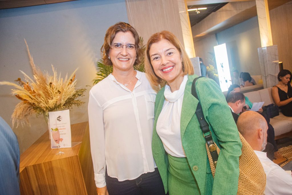 Manoela Nogueira E Valeria Morais