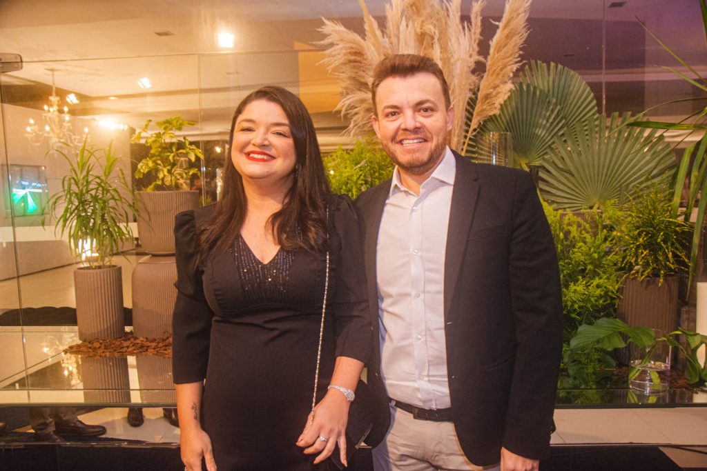 Márcia Brasil e Marcel Garcia