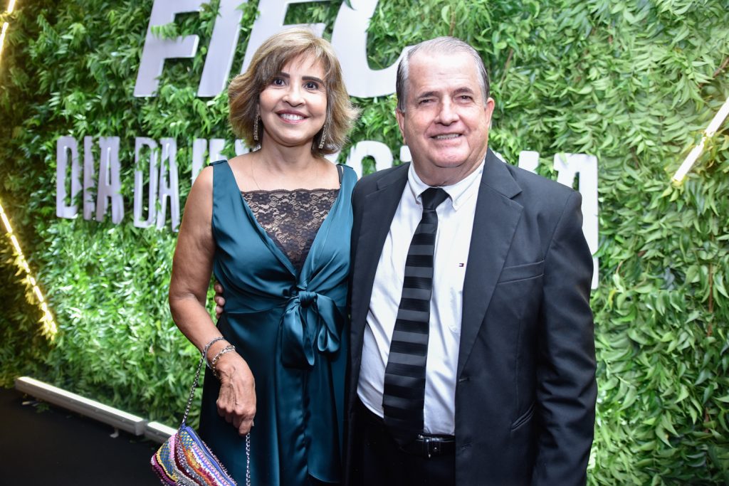 Marcia E Antunes Mota (1)