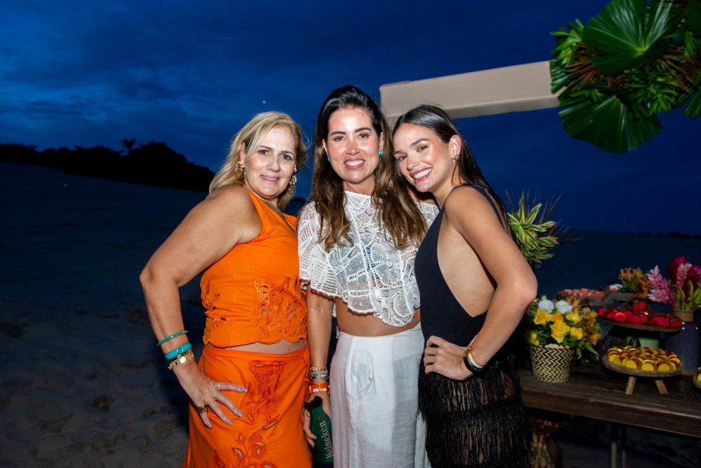 Marcia Peixoto, Ana Vladia Barreira E Mariana Albuquerque