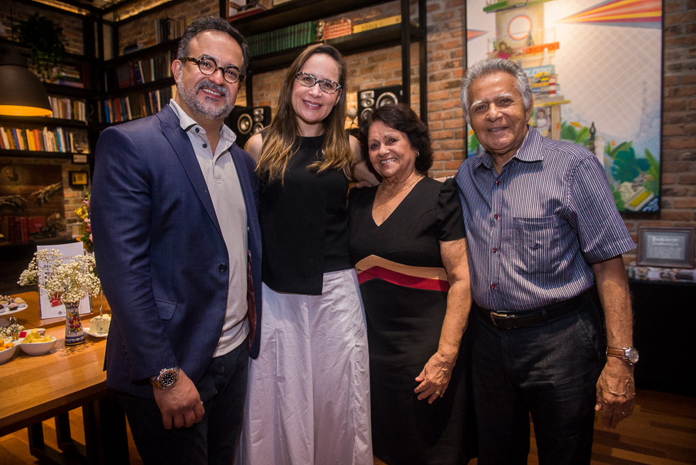 Márcio, Manoela, Sílvia E João Crisóstomo (3)