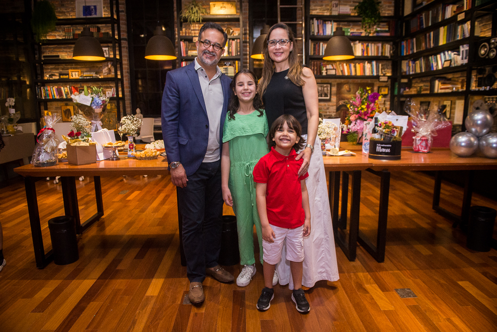 Márcio, Marina, Enzo E Manoela Crisóstomo (4)