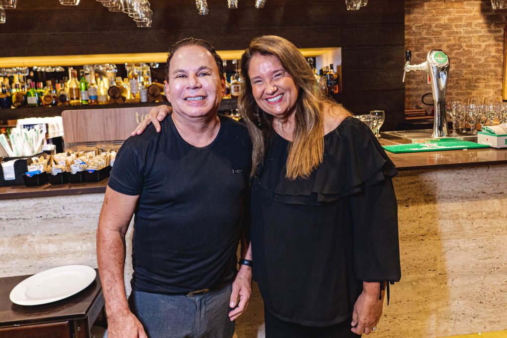 Marfrense E Safira Moreira