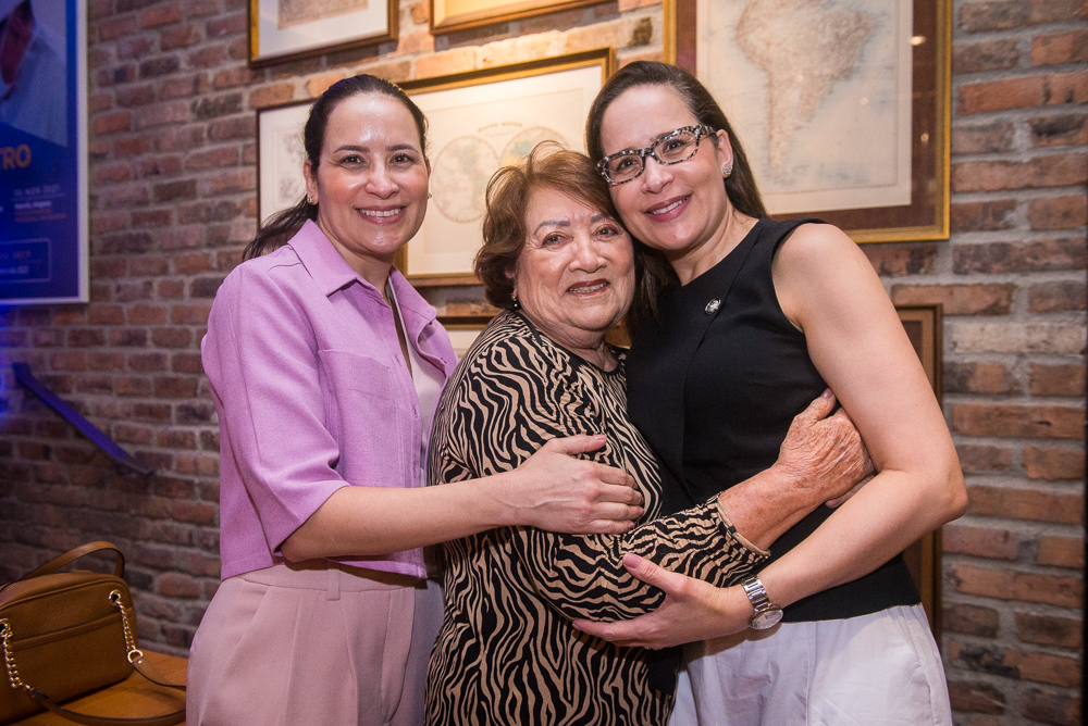 Marília Araújo, Odailse Campos E Manoela Crisóstomo (3)