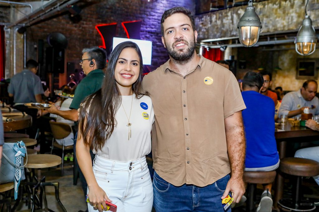 Marilia E Renan Ximenes