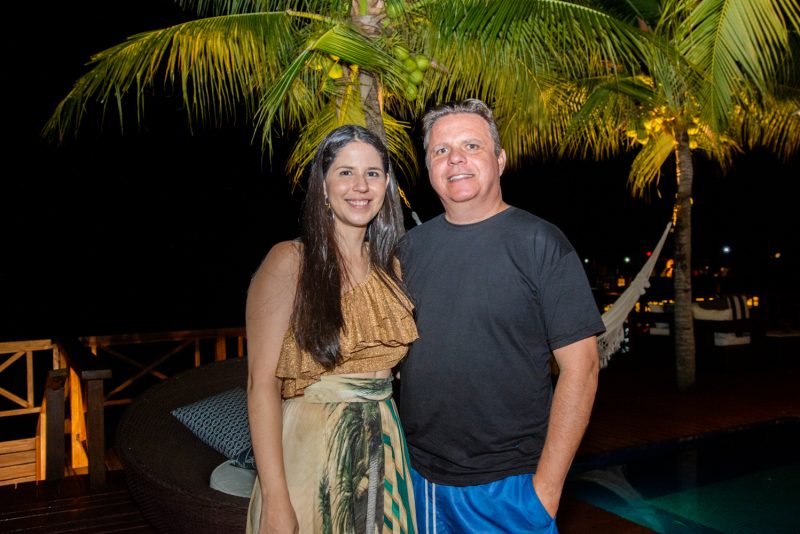 B-Day - Marina Albuquerque comemora seu aniversário bem ao seu estilo na Lagoa do Uruaú