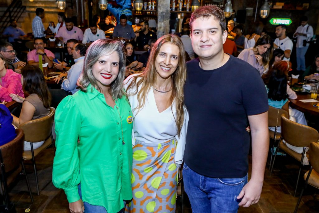 Mayra The, Elisiane E Guilherme Colares (1)