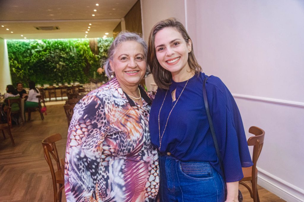 Neide Araujo E Sarah Mota