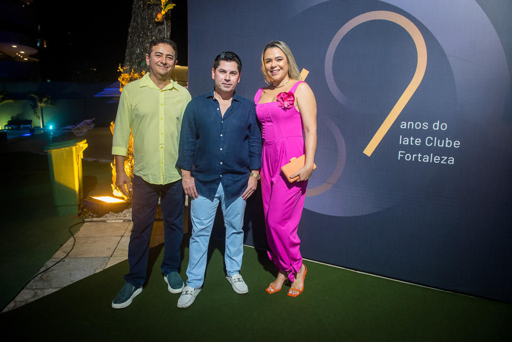 Nicodemos Maia, Pompeu Vasconcelos E Vitória Costa