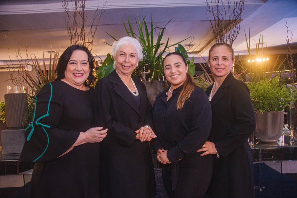 Norma Zélia, Alodia Guimarães, Alodia Guimarães e Samyra Guimarães