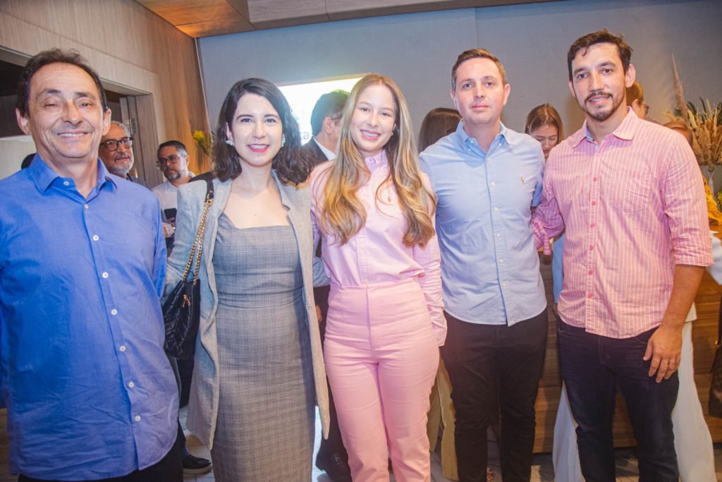 Ozair Gomes, Rafaela Melo, Bruna Gomes, Vanderley Arouche E Icaro Antunes