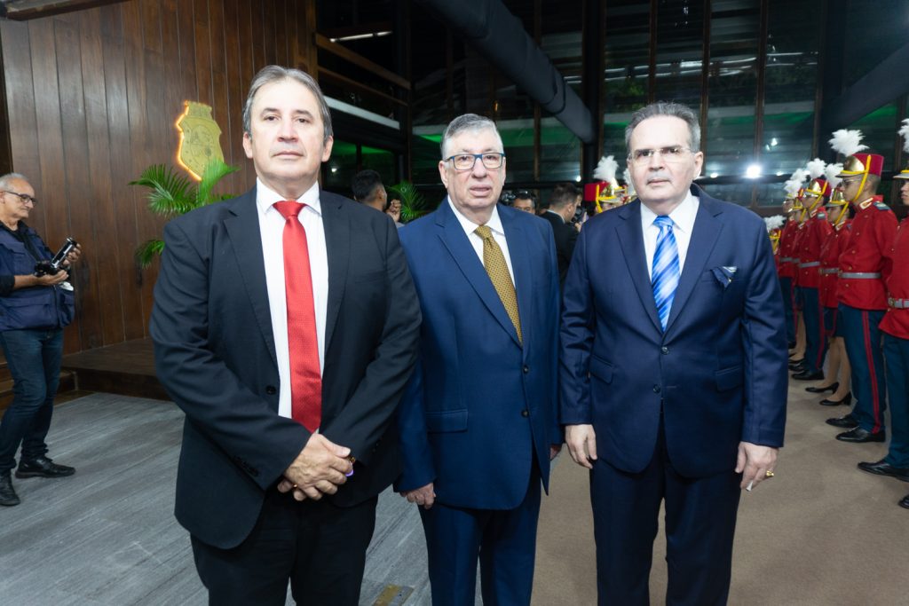 Paulo Régis Botelho, 1111 E Emmanuel Furtado (2)