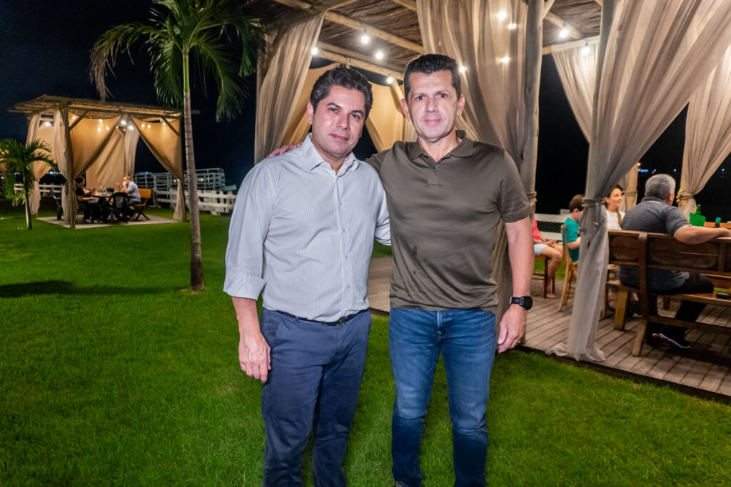 
				Pompeu E Erick Vasconcelos 
				