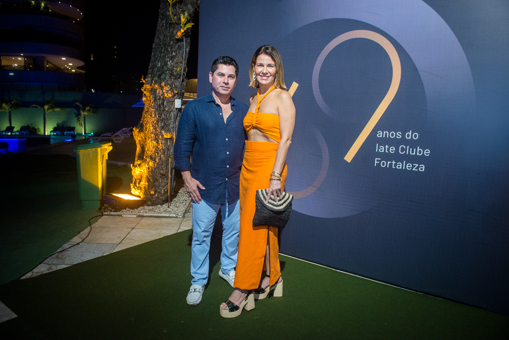 Pompeu Vasconcelos E Jeritza Cavalcante (2)