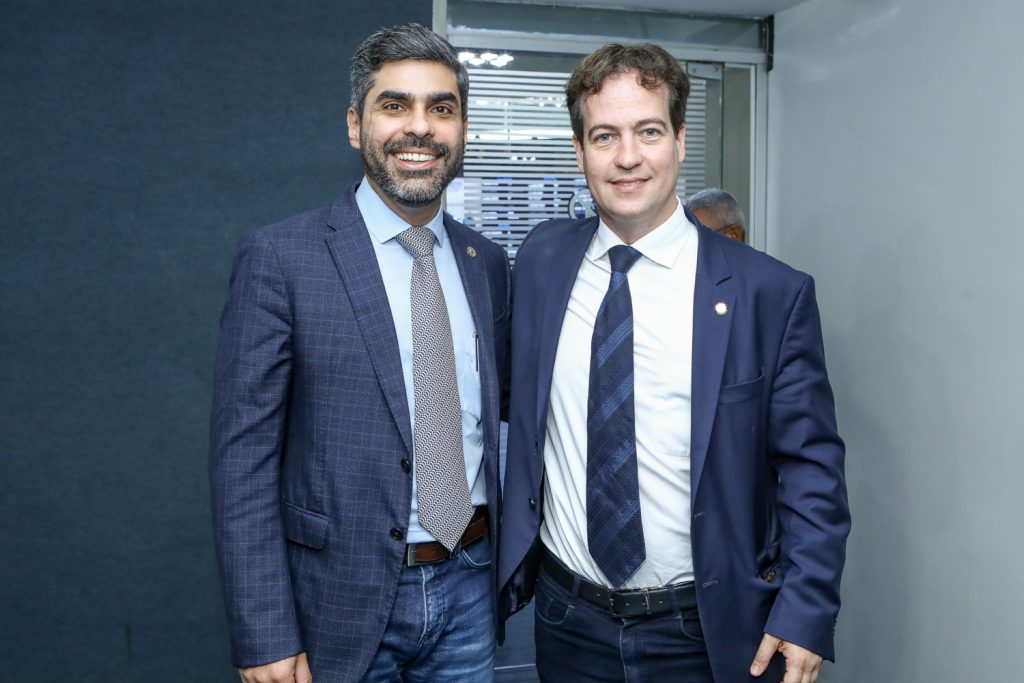 Queiroz Junior E Julio Brizi