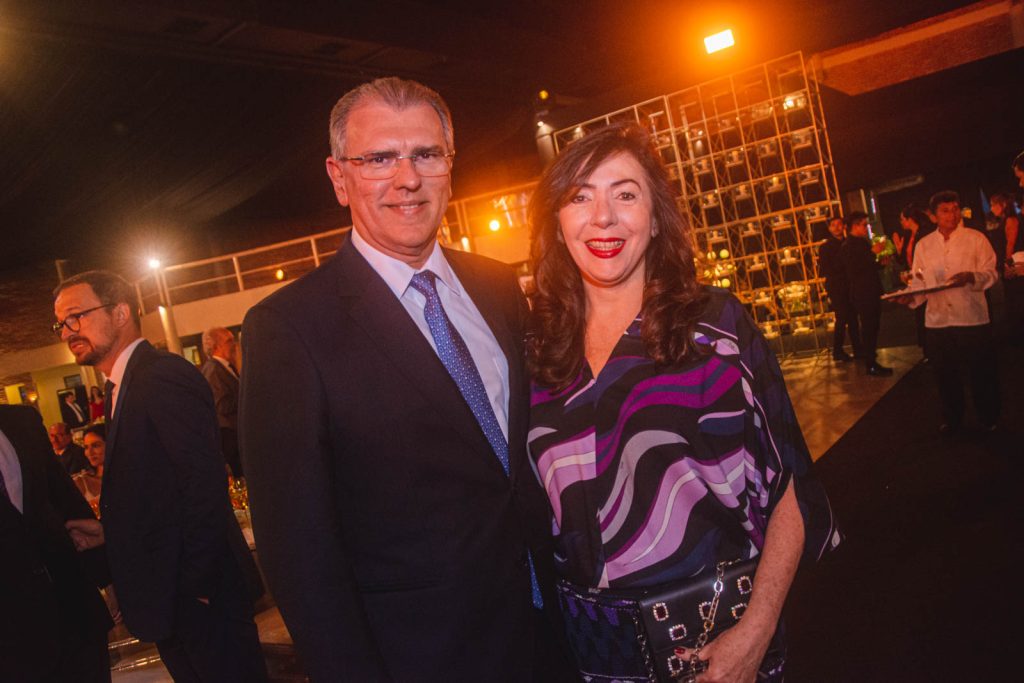 Randal E Gina Pompeu