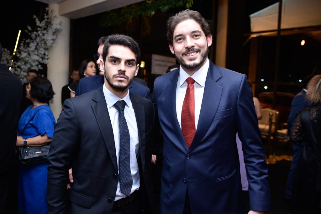 Renan Menezes E Icaro Carvalho (2)