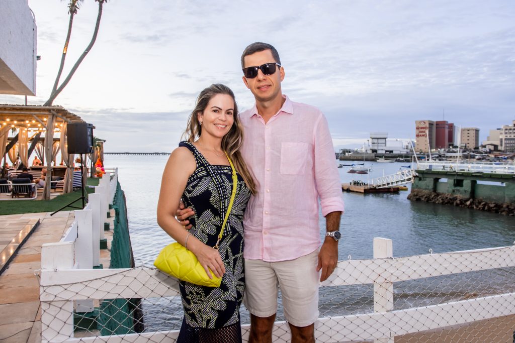 
				Riana e Alberto Aguiar
				