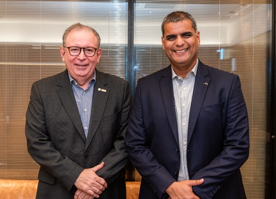 Ricardo Cavalcante apresenta Hub de H²V ao CEO da ArcelorMittal Pecém, na FIEC