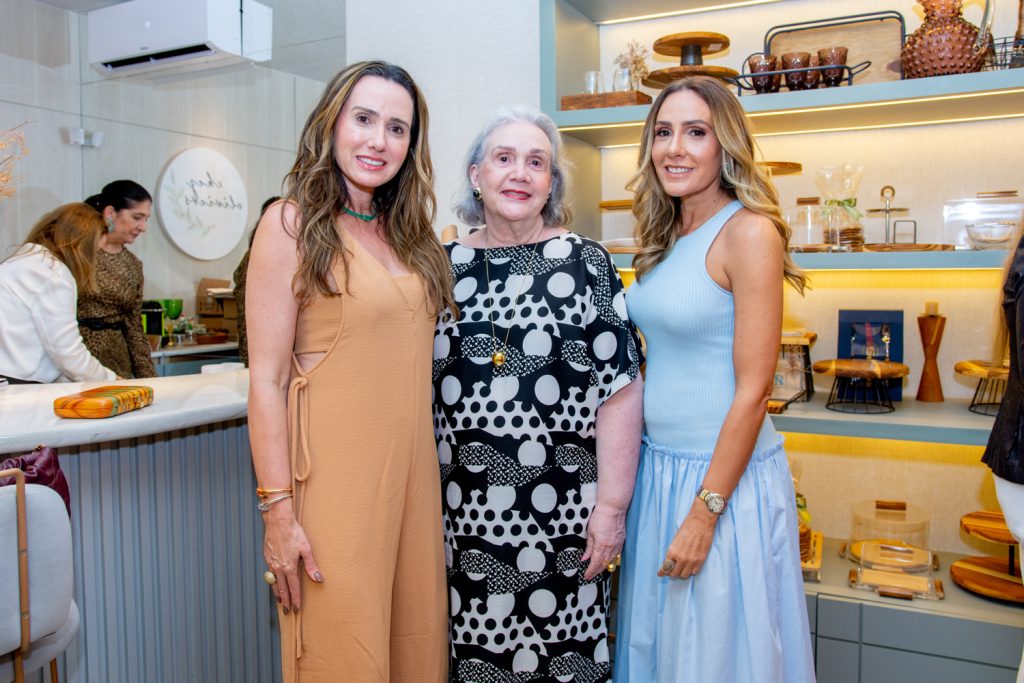 Roberta Nogueira, Fatima E Renata Oliveira