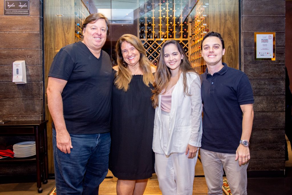 Rodrigo E Safira Moreira, Janine Pontes E Davi Silva