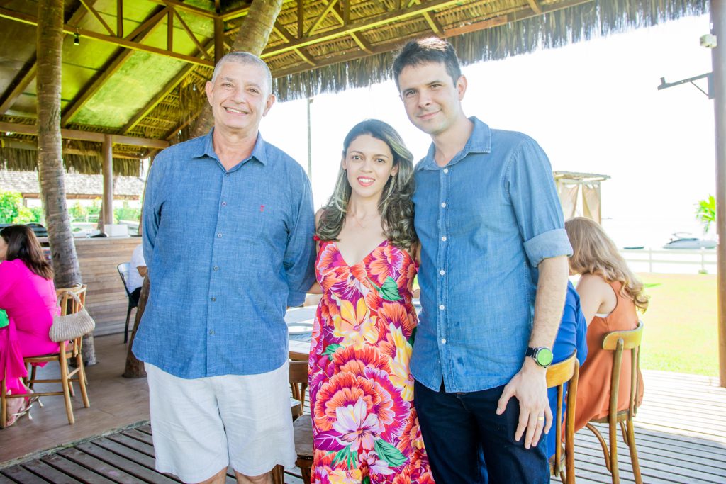 
				Rômulo Lima, Raniara Faustino e Robson Lira
				