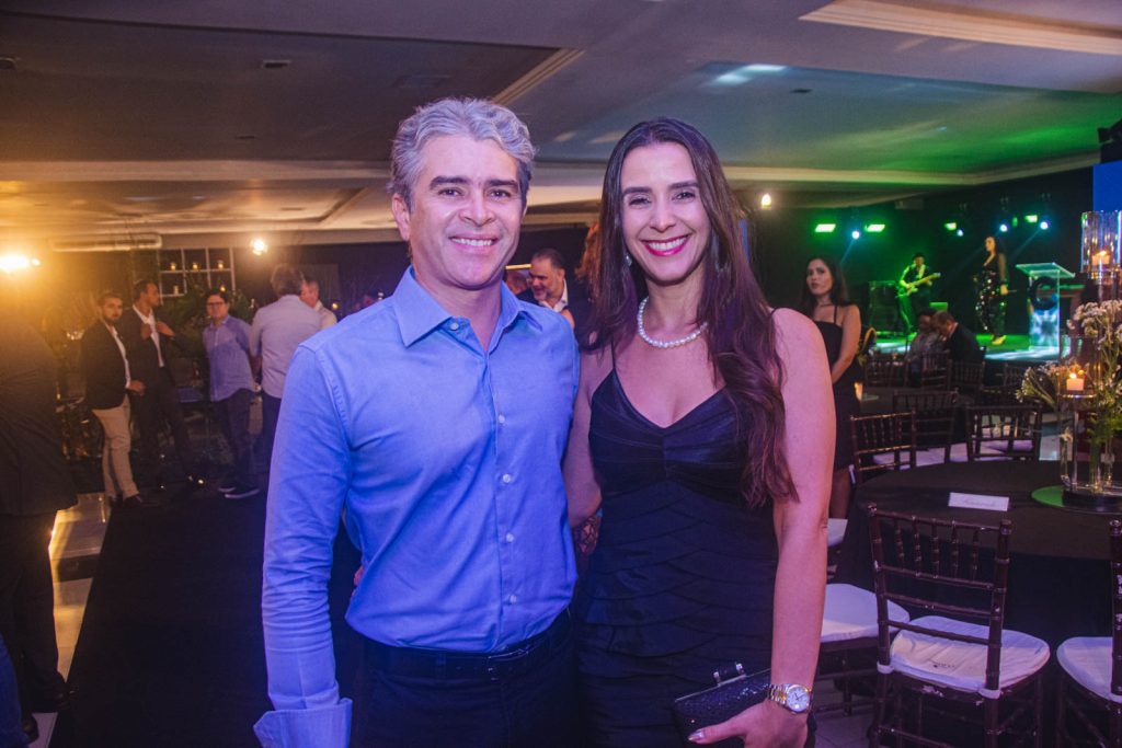 Ronaldo e Vívian Barbosa