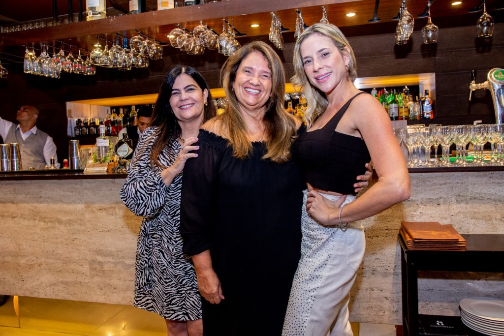 Safira Saboia E Martinha Freire