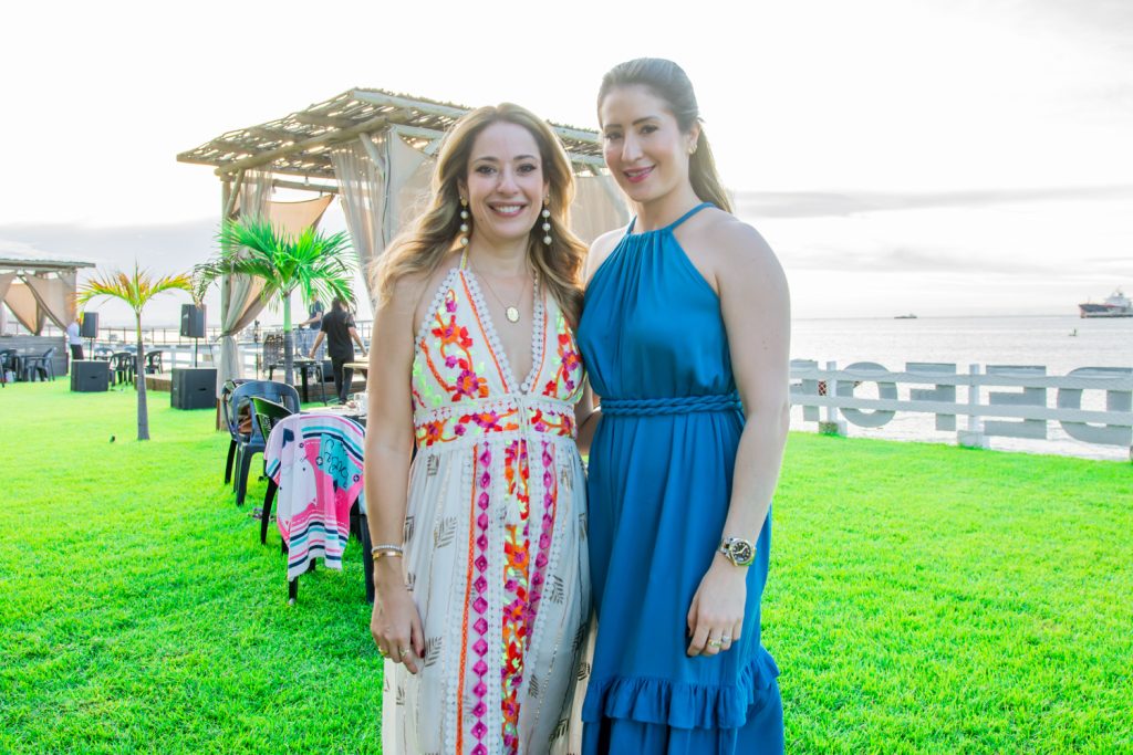 
				Silvinha de Castro e Aline Vilar
				