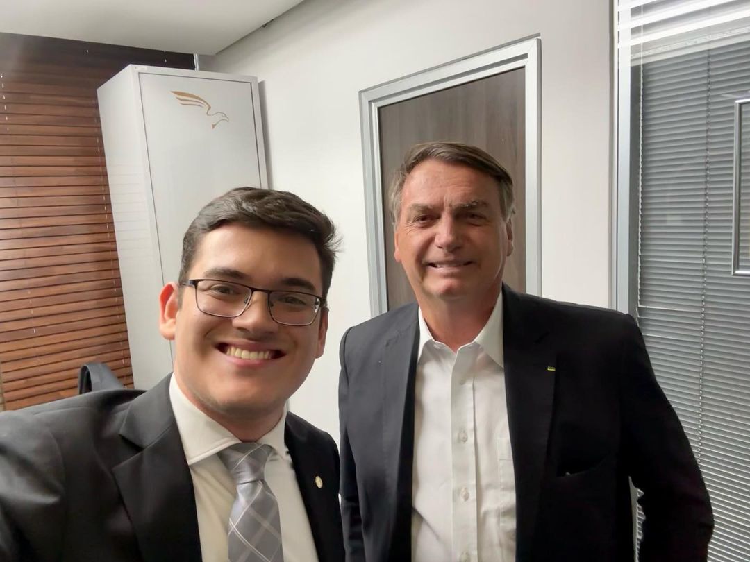 Com Bolsonaro, Michelle e Carmelo Neto, PL vai usar grandes nomes do partido para aumentar número de filiados