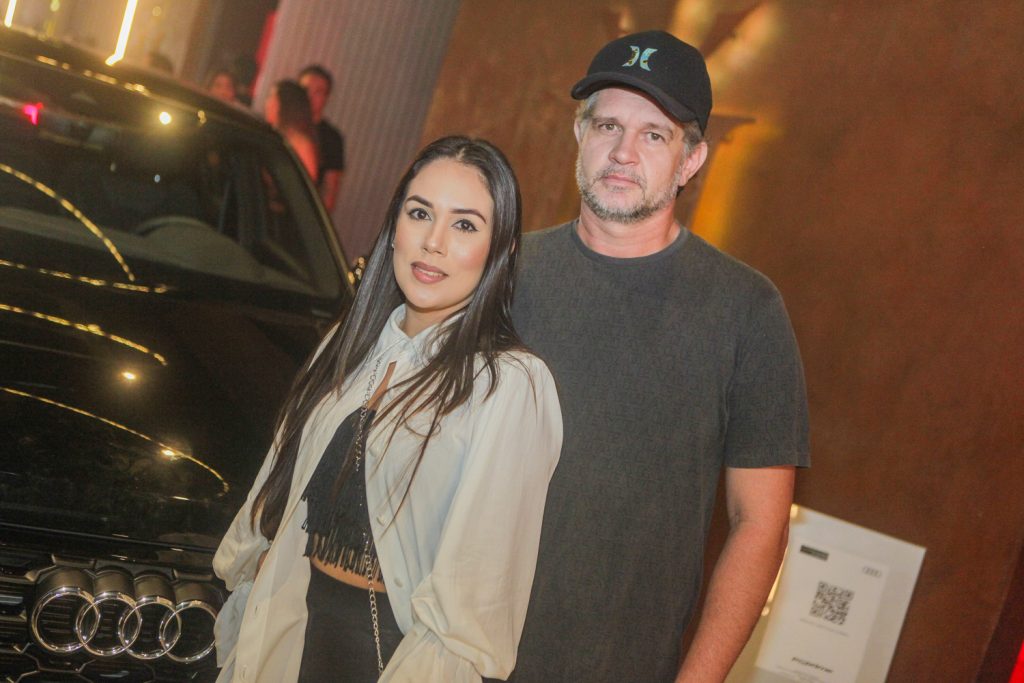 Taislane E Guilheme Queiroz Moura