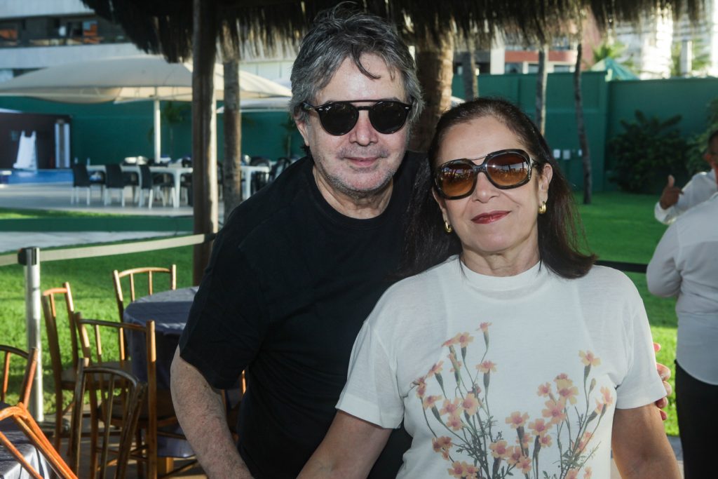 Totonho E Elusa Laprovitera