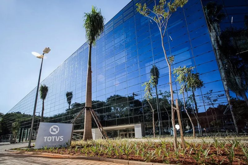 Totvs lança debêntures e mira R$ 3 bilhões em nova captação