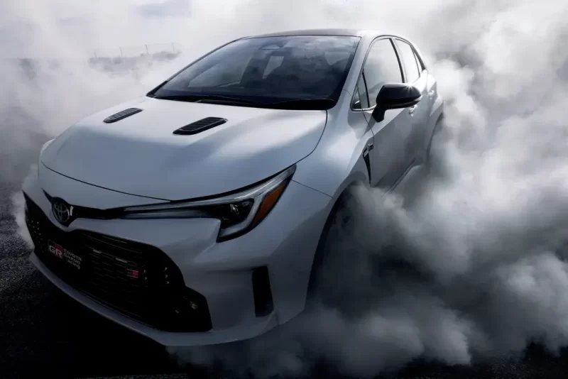 Corolla de 304 cv chega na Newland com preço de SW4. Previsão é julho ou agosto
