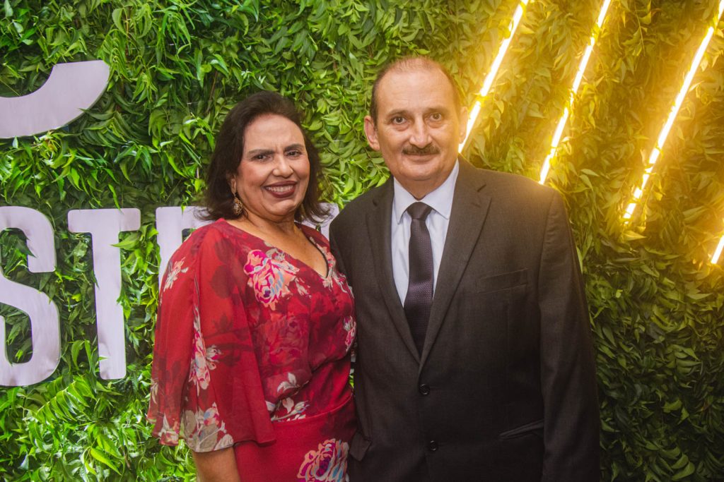 Valeria E Freza Gomes