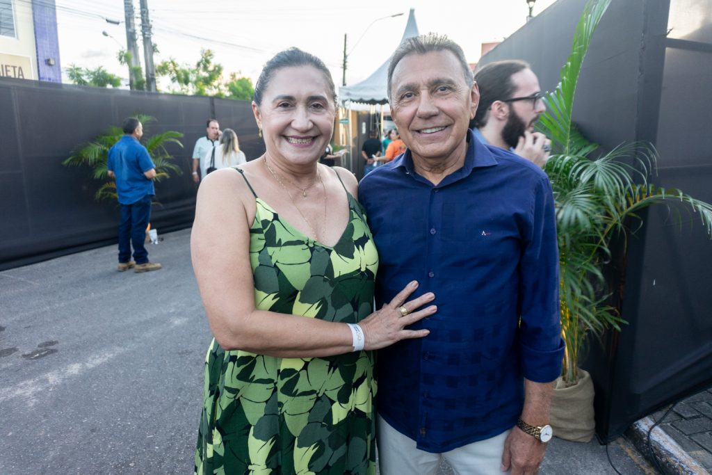 Vania Mesquita E João José (1)