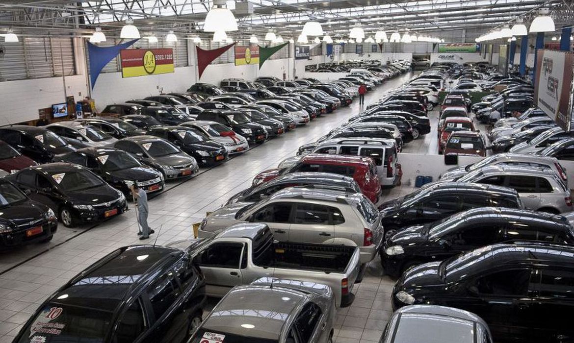 Acordo entre Mdic e BNDES destina R$ 200 milhões para descarbonização da cadeia automotiva