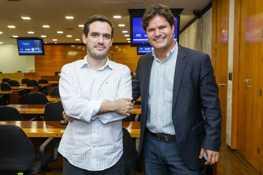 Victor Benevides E Leonardo Lima