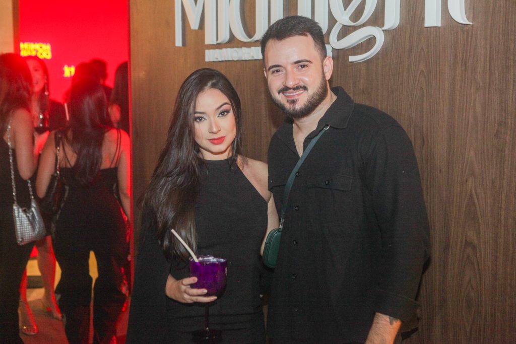 Vitoria Takaki E Micael Matias