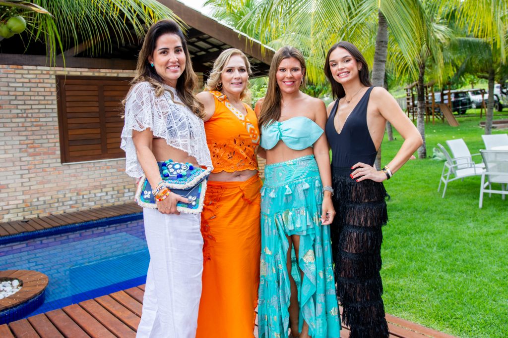 Vladia Barreira, Marcia Peixoto, Marina E Mariana Albuquerque (3)